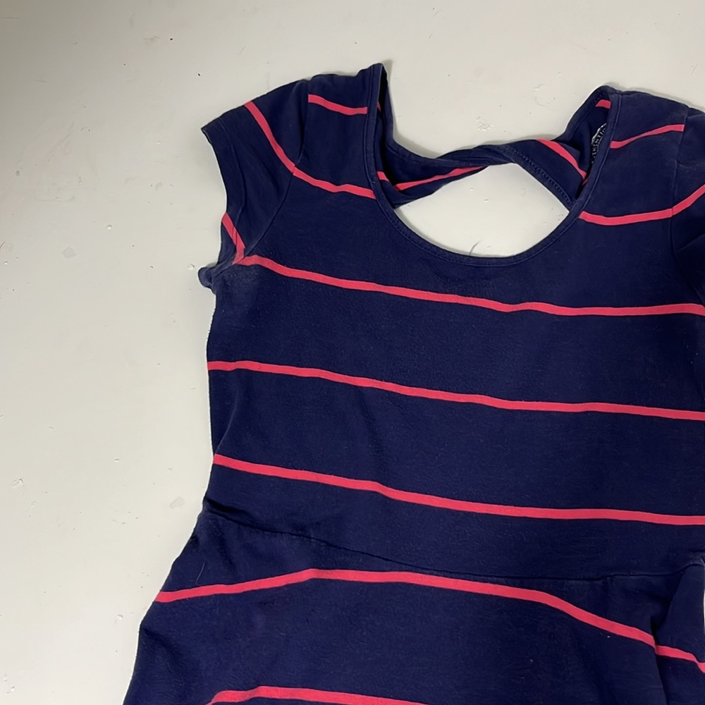 SO Small Navy Blue Red Short Sleeve Twist Back Fit and Flare Dress - Picture 2 of 5